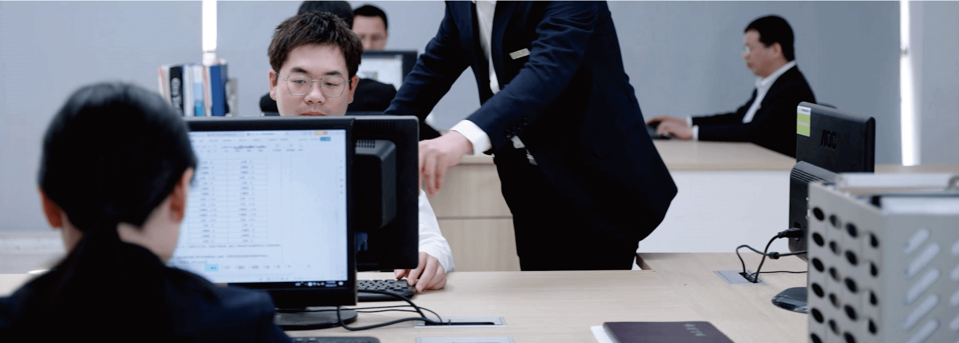 163am银河线路售前服务